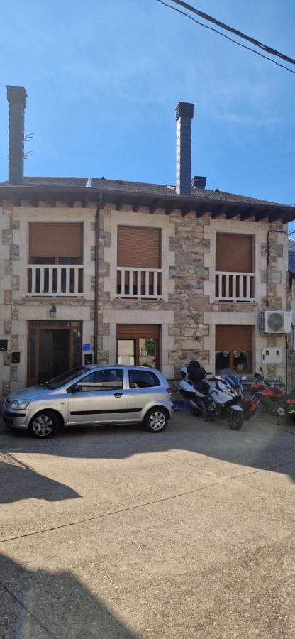 Casa Rustica Cesar Villa Lubian Exterior photo